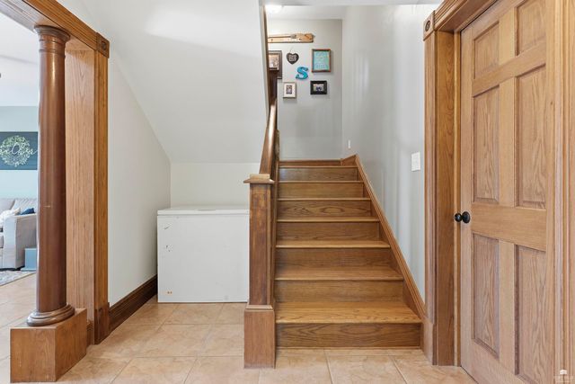 3215 Driftwood Drive, Manhattan, KS 66503