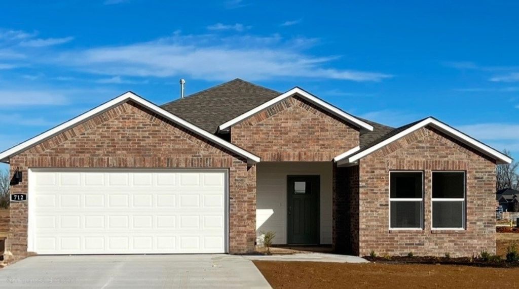 546 Arizona Street, Farmington, AR 72730