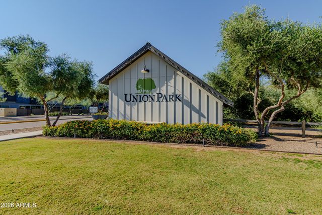 25311 N 21ST Avenue, Phoenix, AZ 85085