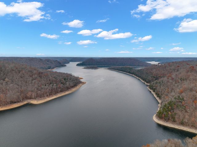 181 Star Dr, Sparta, TN 38583