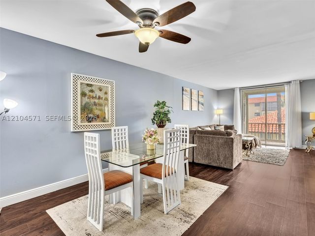 700 SE 6th Ave 201, Deerfield Beach, FL 33441