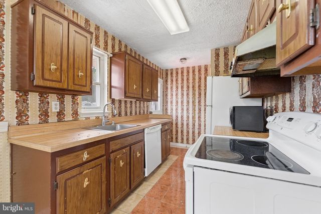7209 VALLEYCREST BLVD, Annandale, VA 22003