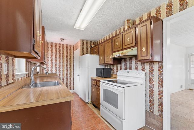 7209 VALLEYCREST BLVD, Annandale, VA 22003