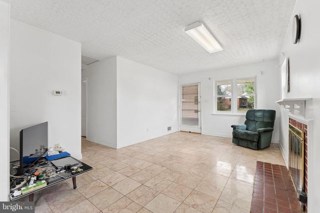 7209 VALLEYCREST BLVD, Annandale, VA 22003