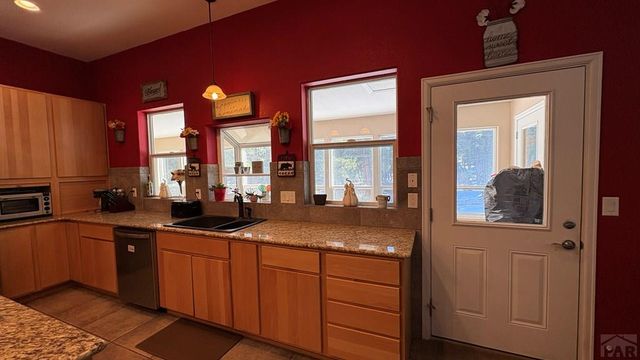 8295 Green Lane, Rye, CO 81069