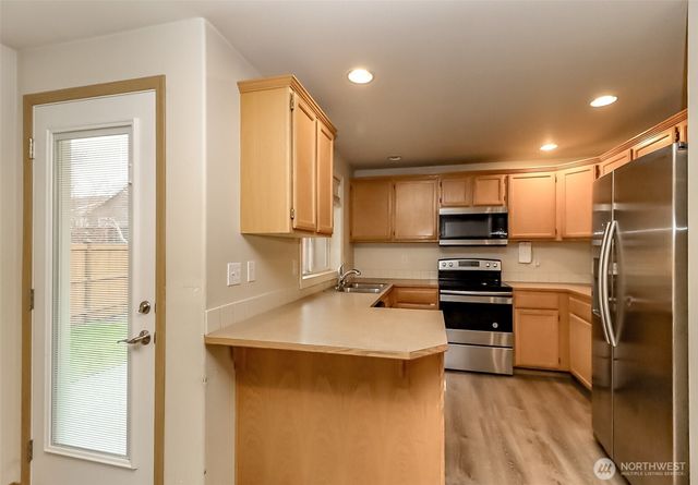 5831 106th Place NE, Marysville, WA 98201