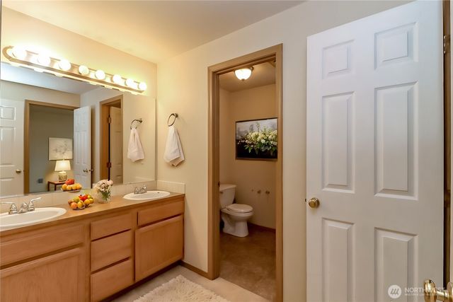 5831 106th Place NE, Marysville, WA 98201