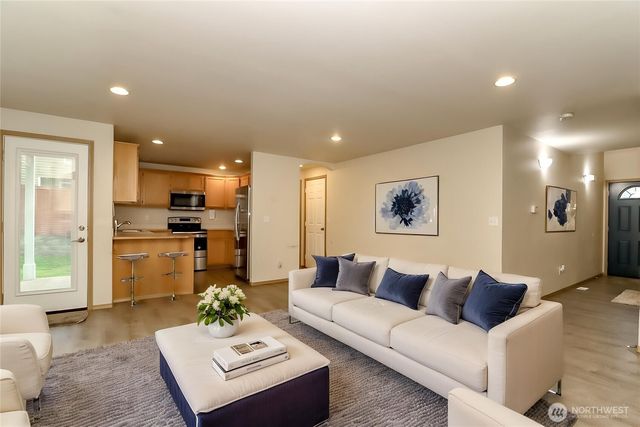 5831 106th Place NE, Marysville, WA 98201