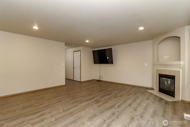 5831 106th Place NE, Marysville, WA 98201