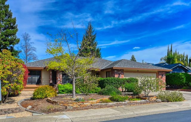 2535 Buckeye Dr, Rocklin, CA 95677