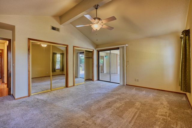 2535 Buckeye Dr, Rocklin, CA 95677