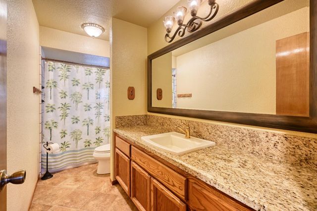 2535 Buckeye Dr, Rocklin, CA 95677