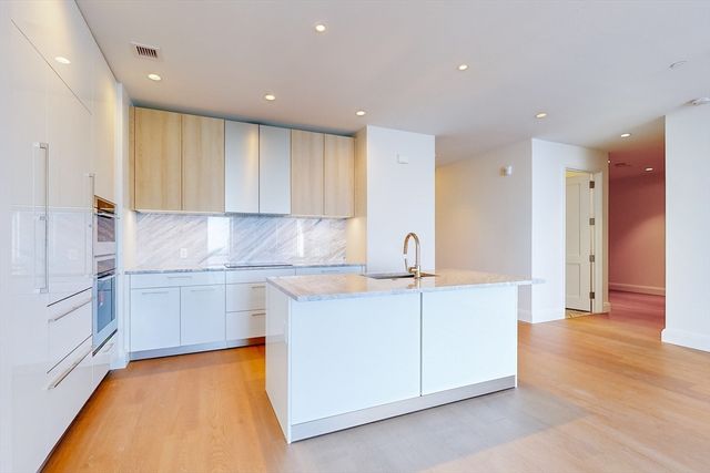 240 Devonshire Street 5011, Boston, MA 02110