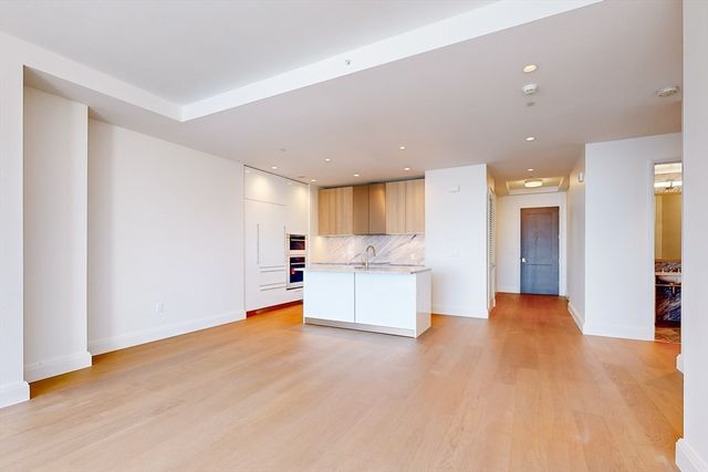 240 Devonshire Street 5011, Boston, MA 02110