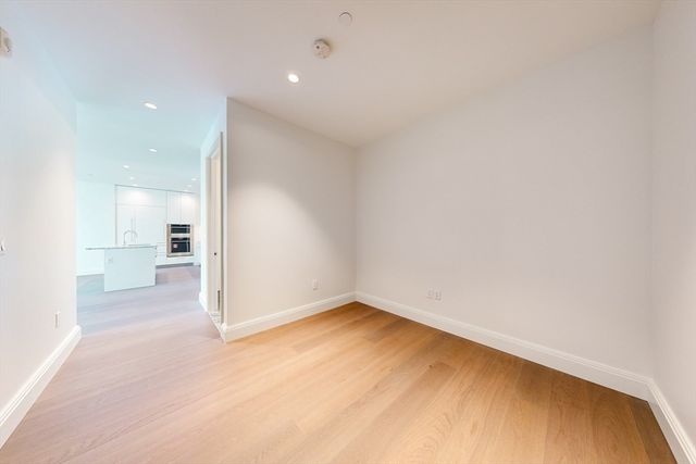 240 Devonshire Street 5011, Boston, MA 02110