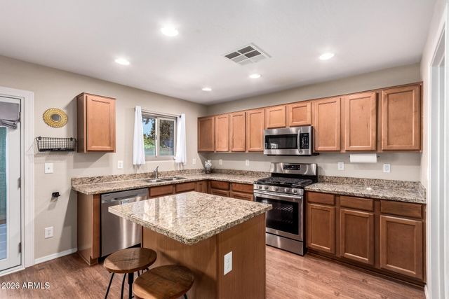 16852 W CENTRAL Street, Surprise, AZ 85388