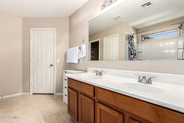 16852 W CENTRAL Street, Surprise, AZ 85388