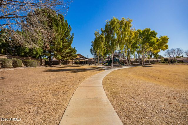 16852 W CENTRAL Street, Surprise, AZ 85388