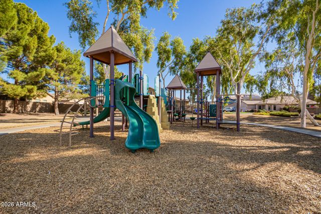 16852 W CENTRAL Street, Surprise, AZ 85388