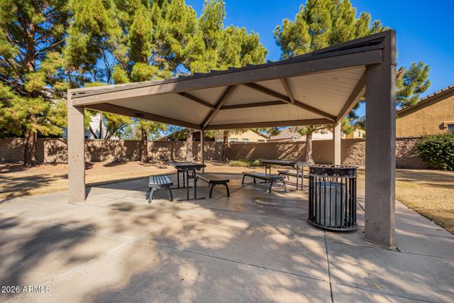 16852 W CENTRAL Street, Surprise, AZ 85388