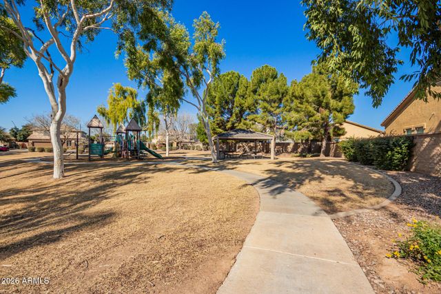 16852 W CENTRAL Street, Surprise, AZ 85388