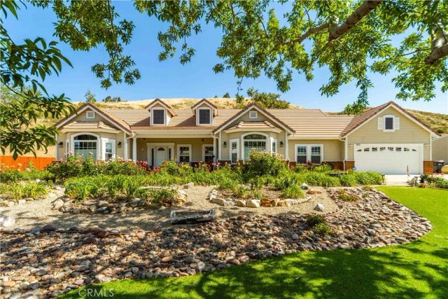 9251 Elizabeth Lake, Leona Valley, CA 93551
