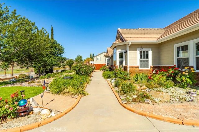 9251 Elizabeth Lake, Leona Valley, CA 93551