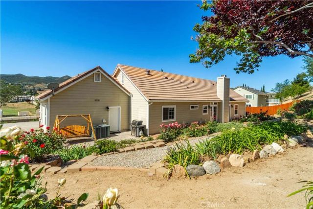 9251 Elizabeth Lake, Leona Valley, CA 93551
