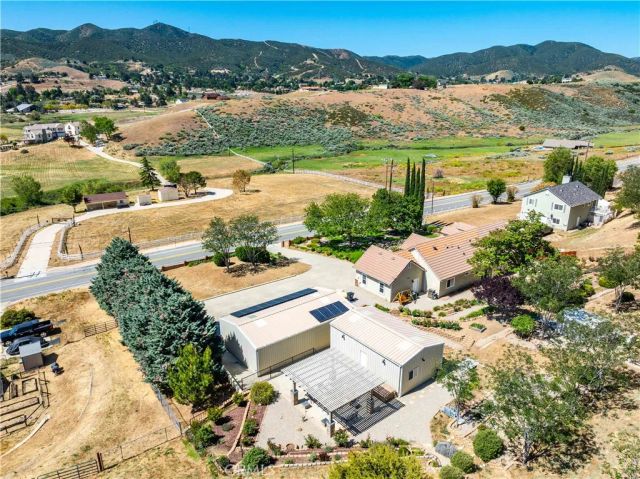 9251 Elizabeth Lake, Leona Valley, CA 93551