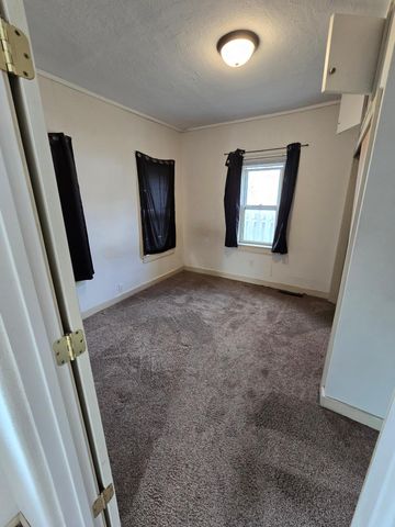 1426 13th Avenue S, Fargo, ND 58103