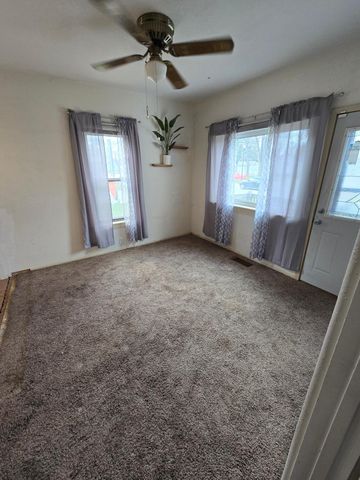 1426 13th Avenue S, Fargo, ND 58103