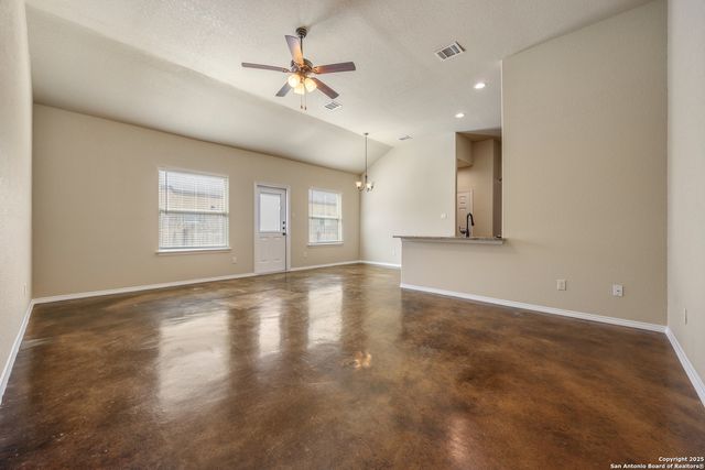 210 Ragsdale Way, New Braunfels, TX 78130
