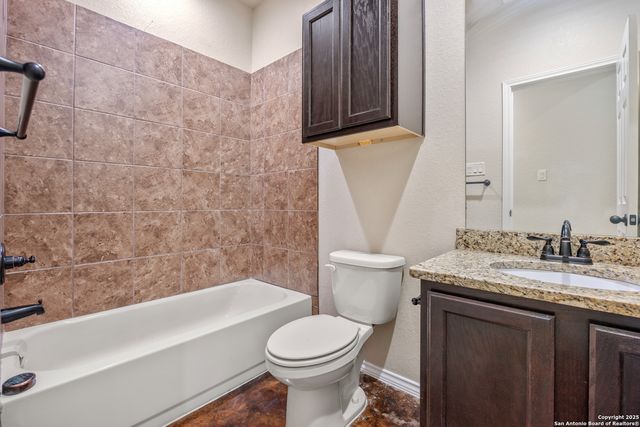 210 Ragsdale Way, New Braunfels, TX 78130