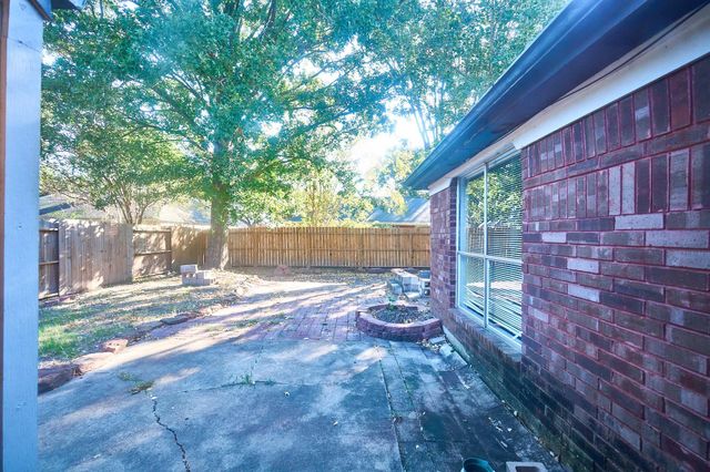 2314 Pebbledowne Circle, Sugar Land, TX 77478