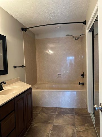 404 NW Adam Street, Fort Walton Beach, FL 32548