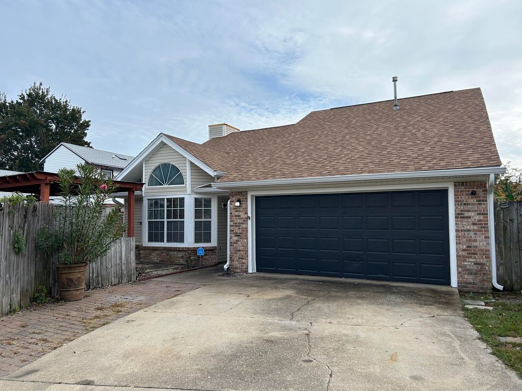 404 NW Adam Street, Fort Walton Beach, FL 32548