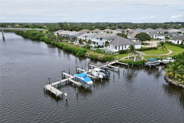 9240 Orchid Cove Circle, Vero Beach, FL 32963