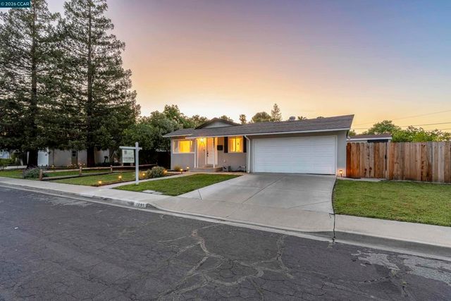 1891 Gilly Ln, Concord, CA 94518