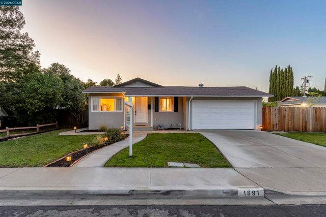 1891 Gilly Ln, Concord, CA 94518