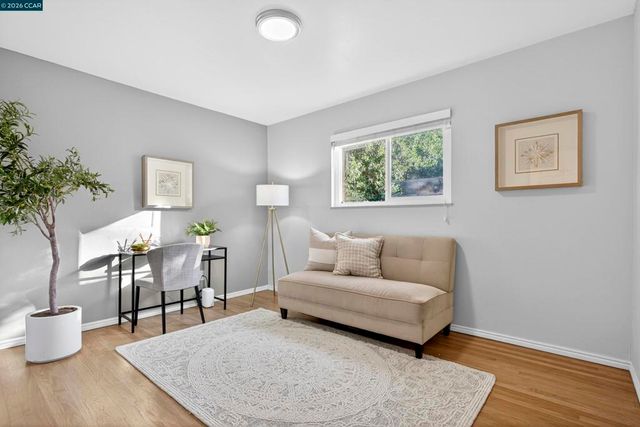 1891 Gilly Ln, Concord, CA 94518