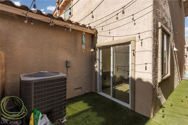 4046 Sparrow Rock Street, Las Vegas, NV 89129