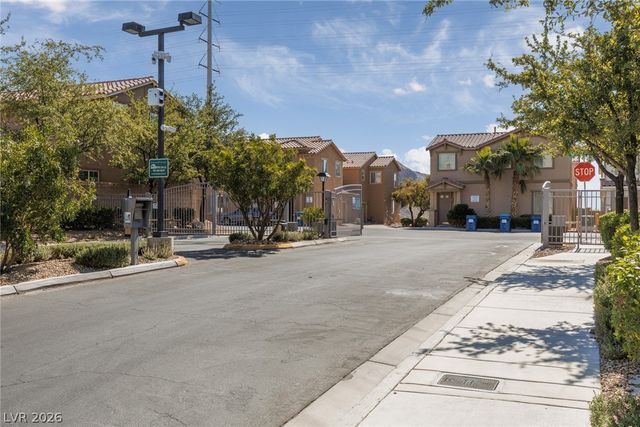 4046 Sparrow Rock Street, Las Vegas, NV 89129