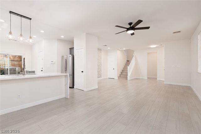 4046 Sparrow Rock Street, Las Vegas, NV 89129