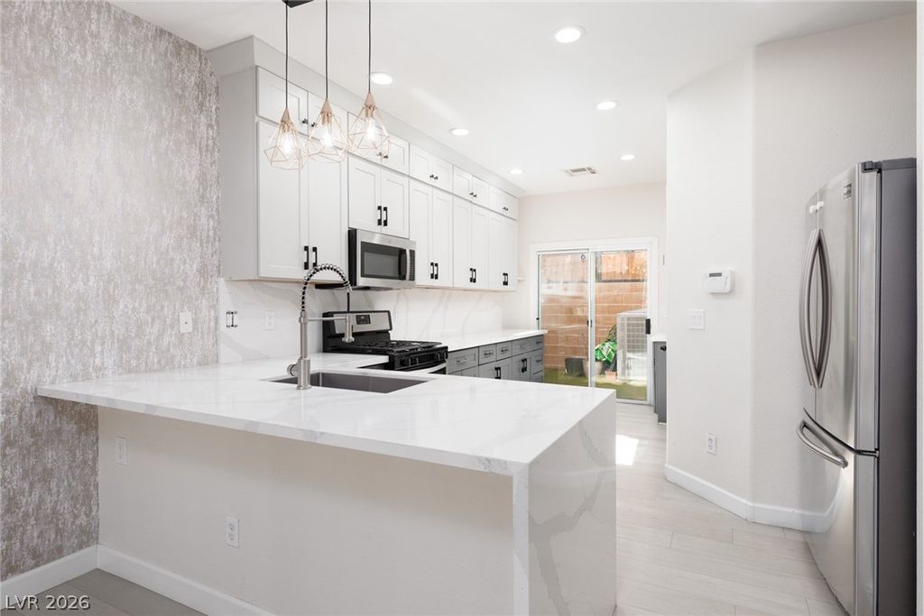 4046 Sparrow Rock Street, Las Vegas, NV 89129