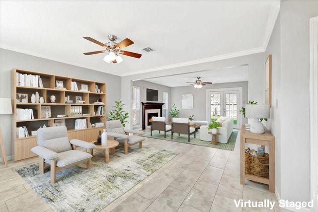 811 Island Meadow Court, Houston, TX 77062