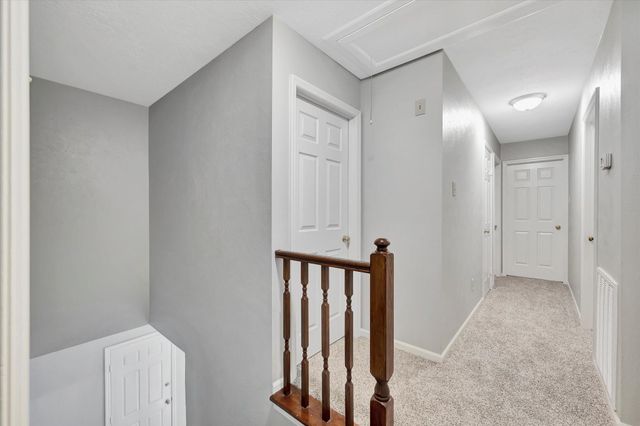 811 Island Meadow Court, Houston, TX 77062