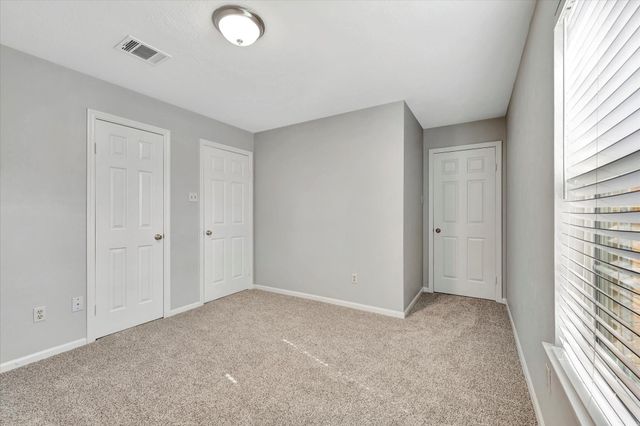 811 Island Meadow Court, Houston, TX 77062