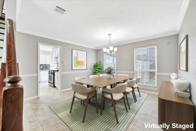 811 Island Meadow Court, Houston, TX 77062