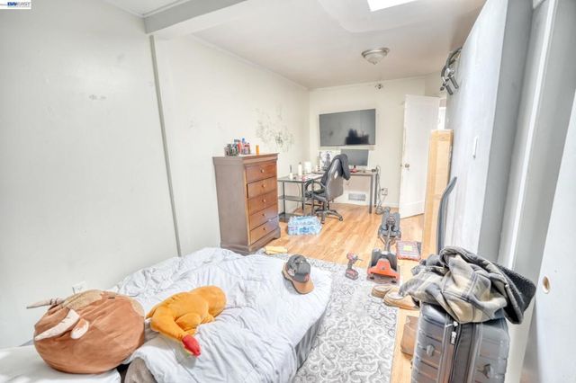 150 Cambridge St, San Francisco, CA 94134