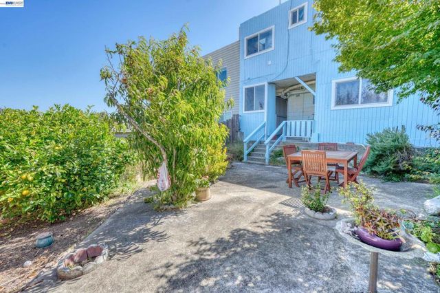 150 Cambridge St, San Francisco, CA 94134